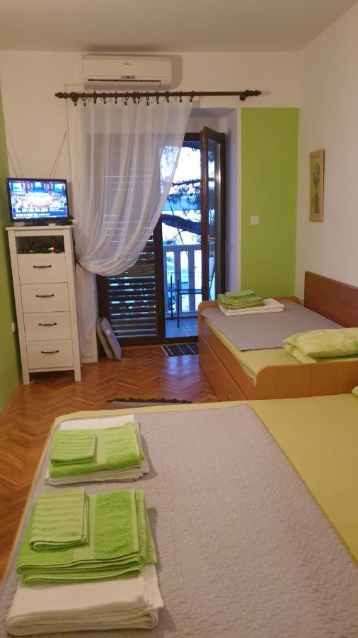 Apartmani Dea Jadranovo Exterior photo