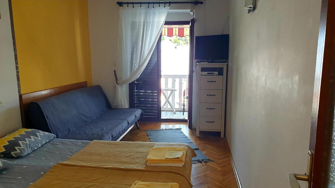 Apartmani Dea Jadranovo Exterior photo
