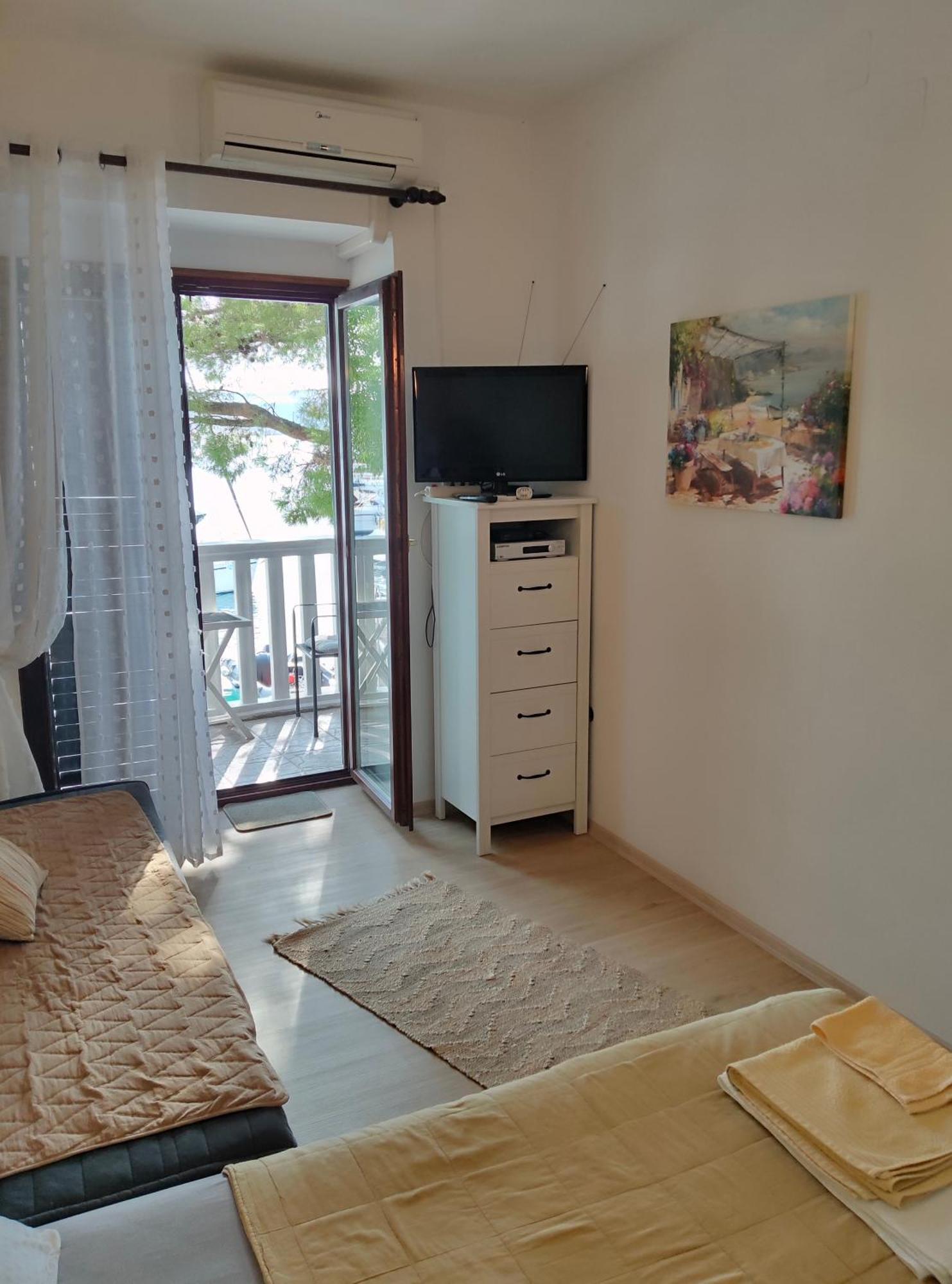 Apartmani Dea Jadranovo Exterior photo